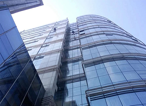 外墻滲水維修方法？外墻清洗和保養(yǎng)方法？